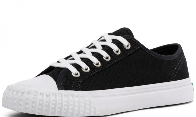 Black Classic Center Lo Top | Unisex Canvas Sneaker - Click Image to Close